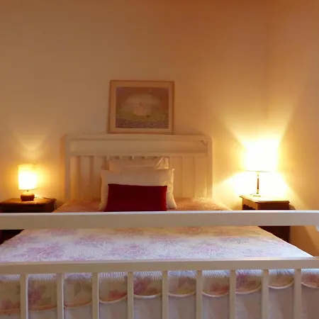 Εξοχικό σπίτι Maison De Plain-pied Confortable Avec Jardin A Rongeres