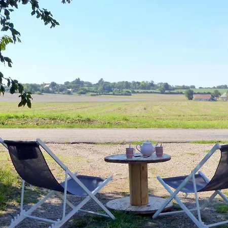 Maison De Plain-pied Confortable Avec Jardin A * Rongeres