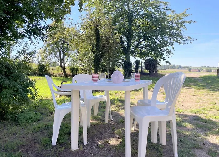 Holiday home Maison De Plain-pied Confortable Avec Jardin A - Fr-1-489-381 Rongeres