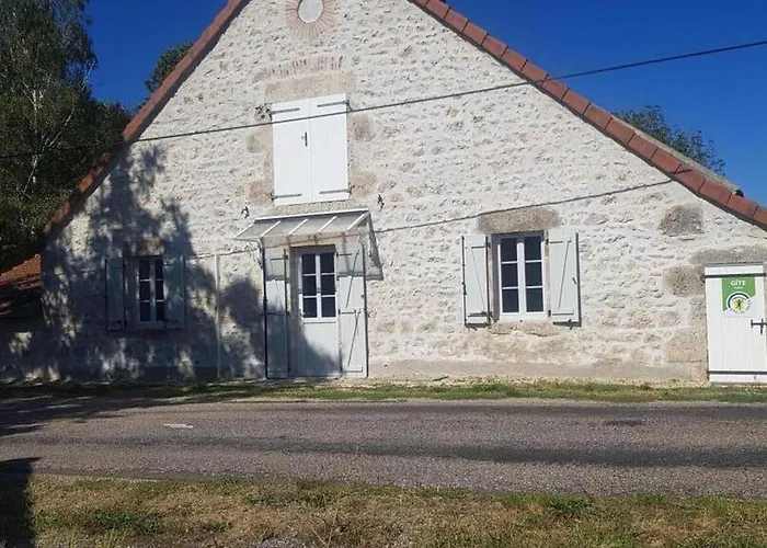 Maison De Plain-pied Confortable Avec Jardin A - Fr-1-489-381 Holiday home